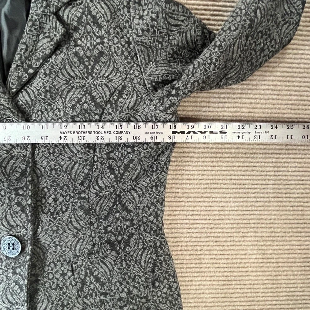 Coldwater Creek Womens Grey Black Damask Wool Blend Blazer Jacket Size 6 Pleated